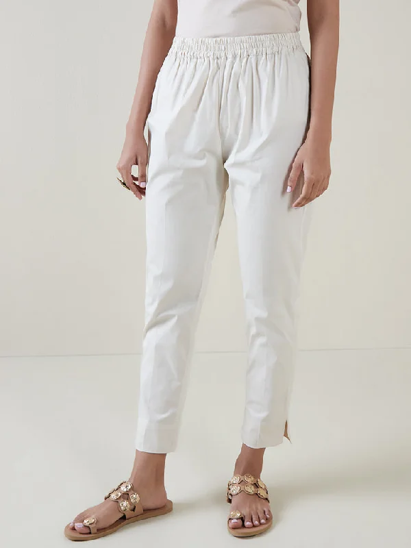 Utsa Off-White Cotton Blend Tapered Cropped Pants